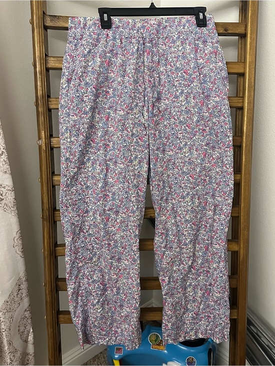 GAP Pants - GAP Floral Elastic Waist Pants in Pink, Blue & White
